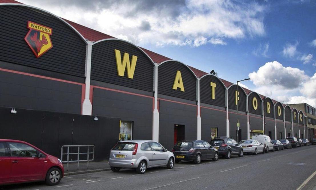 Warner Brothers House Watford  Extérieur photo